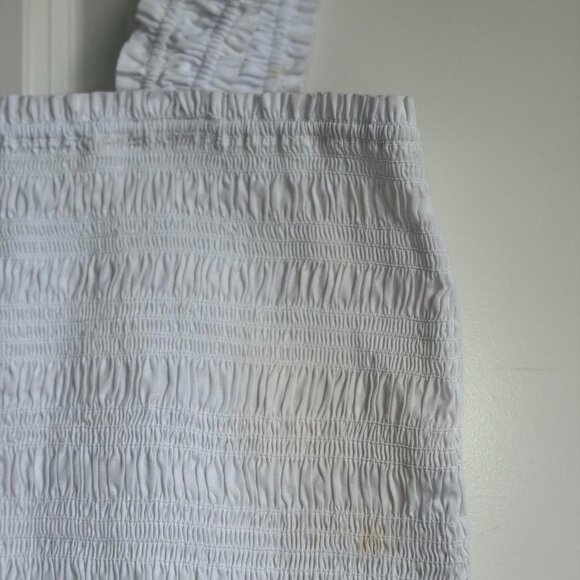 Madewell Poplin Smocked Tank in White, Size X-Large - Picture 9 of 12